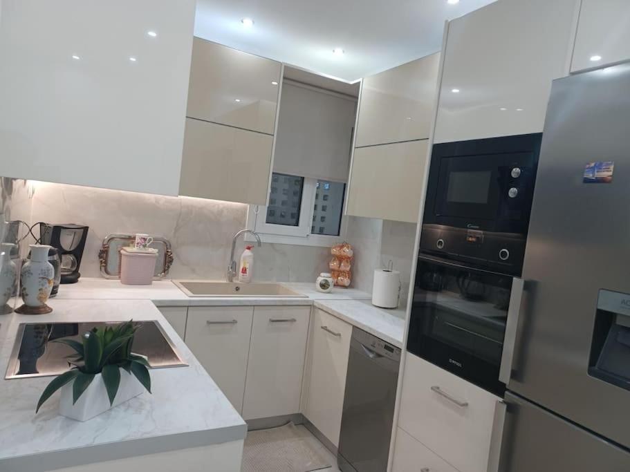 Cozy Renovated Apartment Atenas Exterior foto